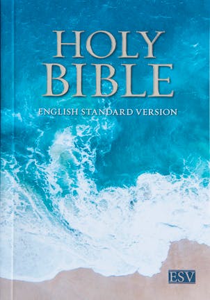 ESV Holy Bible (Compact)