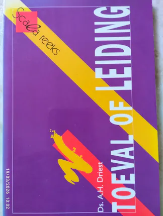 Driest, A.H. - Toeval of Leiding